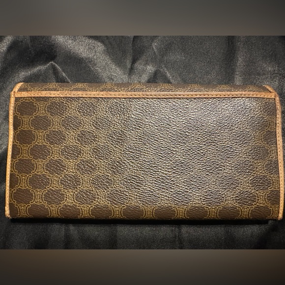 Celine Long Wallet Purse Macadamia Beige Super Clean authentic $1200.00 retail - Picture 6 of 14